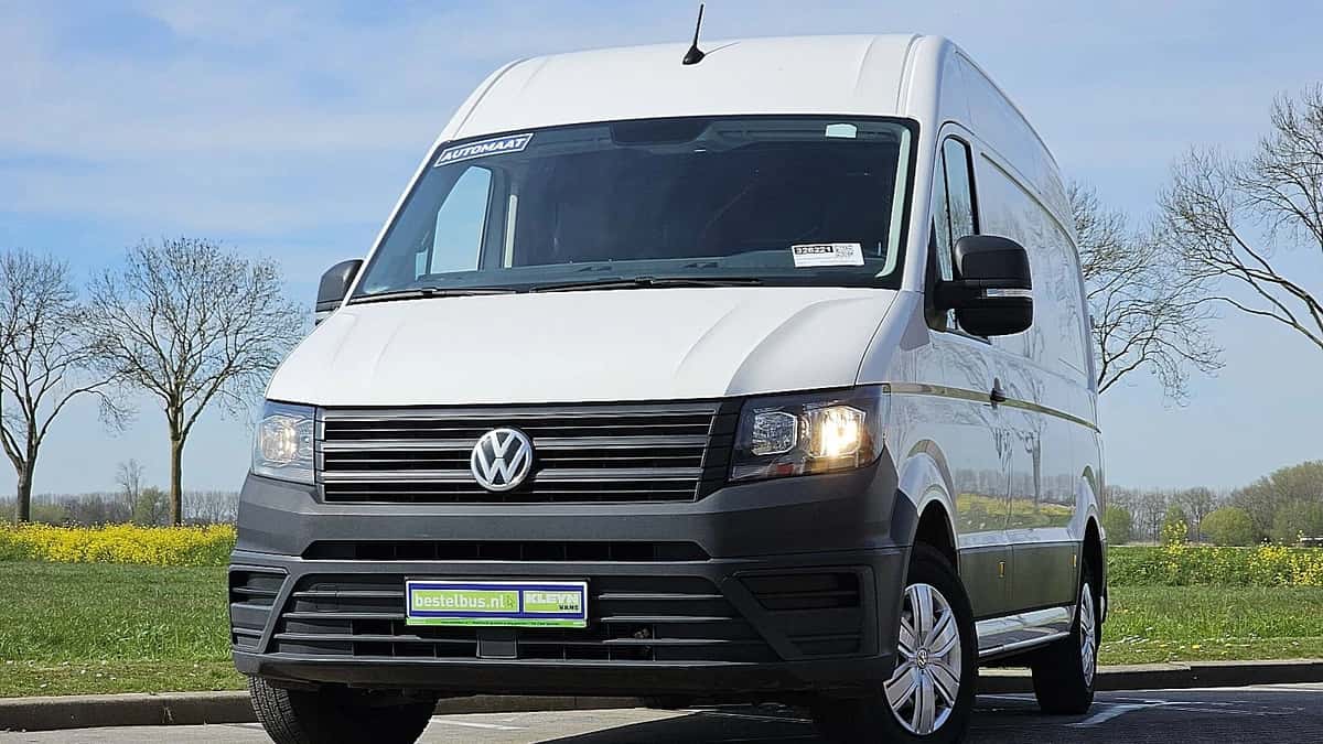 Volkswagen Crafter (2023) — foto 1