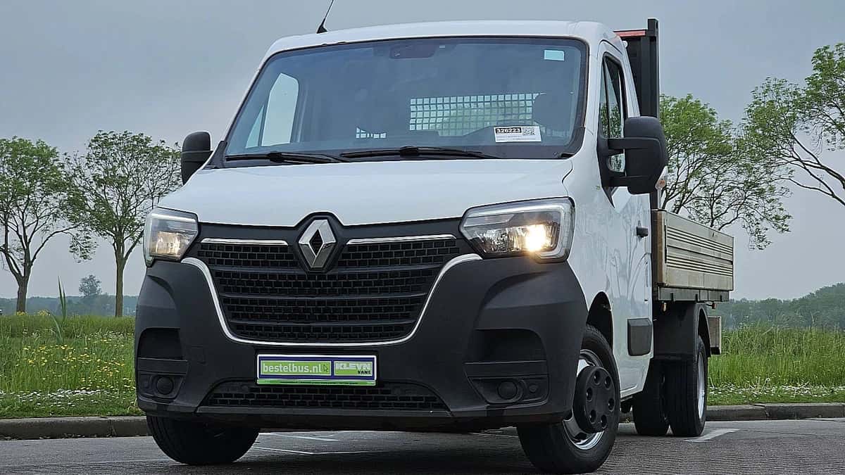 Renault Master (2023) — foto 1