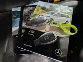 Mercedes-Benz EQV (2022) thumbnail 13