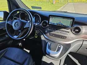 Mercedes-Benz EQV (2022) thumbnail 7