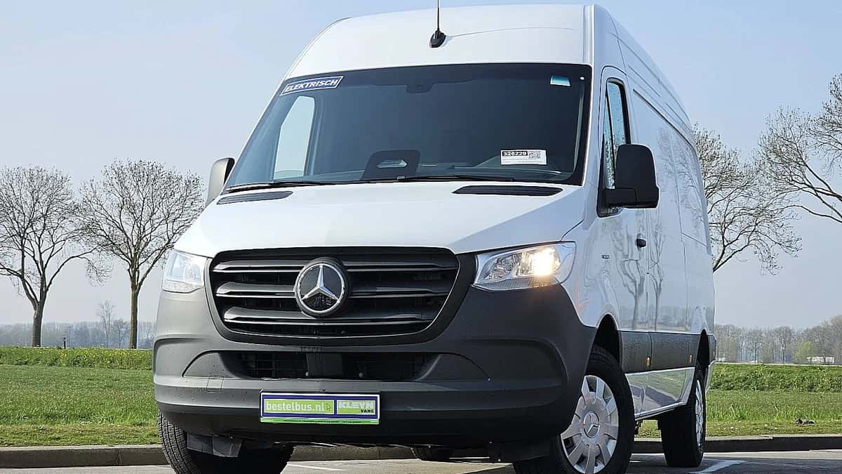 Mercedes-Benz eSprinter (2024) — foto 1