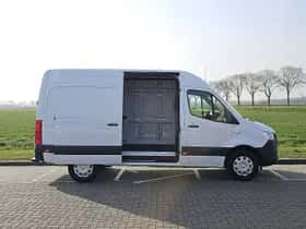Mercedes-Benz eSprinter (2024) thumbnail 14