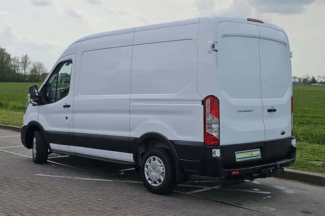 Ford Transit (2023) thumbnail 5