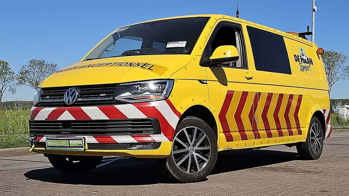 Volkswagen Transporter (2019) — foto 1