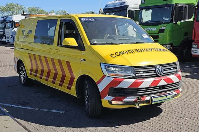 Volkswagen Transporter (2019) thumbnail 4