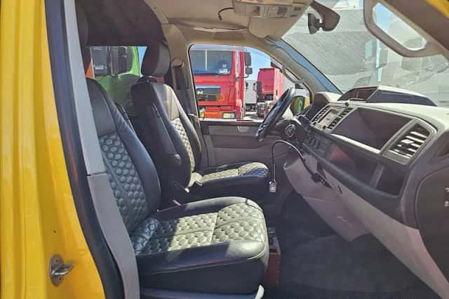 Volkswagen Transporter (2019) thumbnail 6