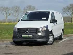 Mercedes-Benz Vito (2024) thumbnail 1