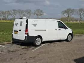Mercedes-Benz Vito (2024) thumbnail 3