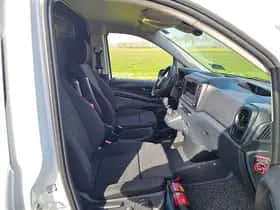 Mercedes-Benz Vito (2024) thumbnail 6