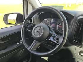 Mercedes-Benz Vito (2024) thumbnail 10