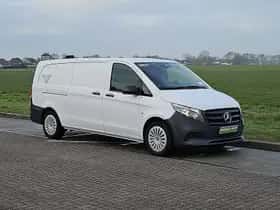 Mercedes-Benz Vito (2024) thumbnail 4