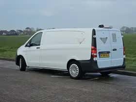 Mercedes-Benz Vito (2024) thumbnail 5
