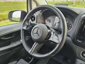 Mercedes-Benz Vito (2024) thumbnail 9