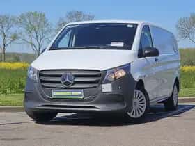 Mercedes-Benz Vito (2024) thumbnail 1