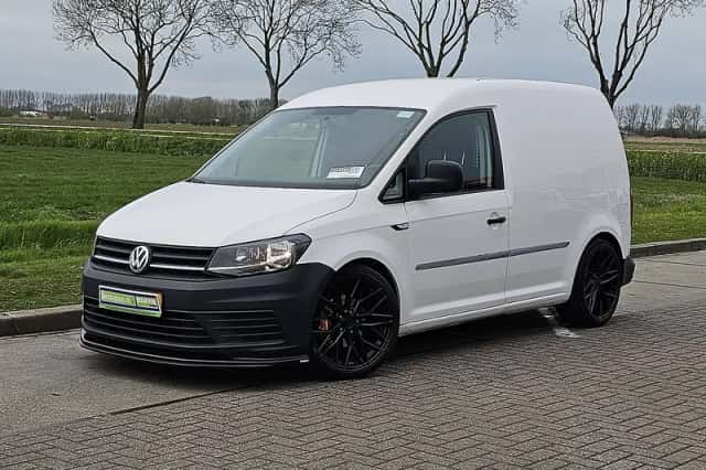 Volkswagen Caddy (2019) thumbnail 2