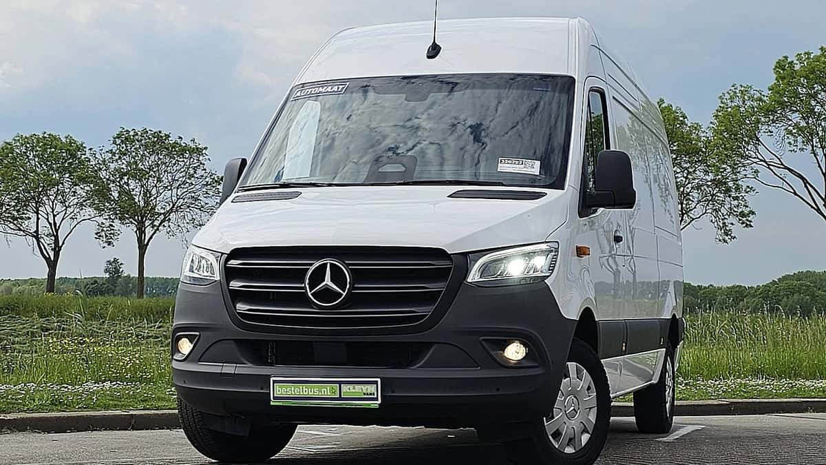 Mercedes-Benz Sprinter (2024) — foto 1