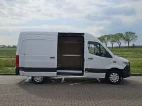 Mercedes-Benz Sprinter (2024) thumbnail 15