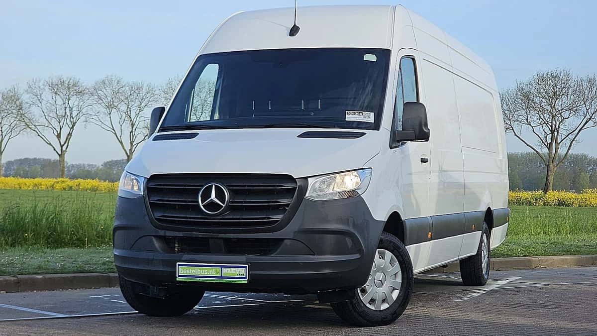 Mercedes-Benz Sprinter (2022) — foto 1