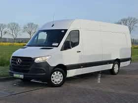 Mercedes-Benz Sprinter (2022) thumbnail 2