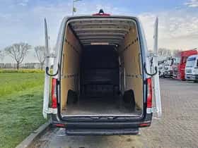 Mercedes-Benz Sprinter (2022) thumbnail 12