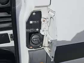 Mercedes-Benz Sprinter (2021) thumbnail 17
