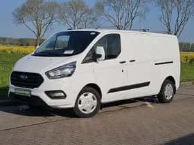 Ford Transit (2021) thumbnail 2