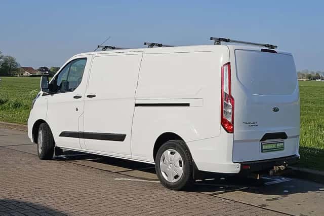 Ford Transit (2021) thumbnail 5