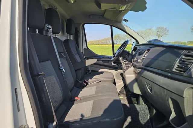 Ford Transit (2021) thumbnail 6