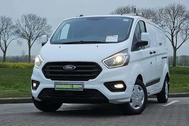 Ford Transit (2021) thumbnail 1