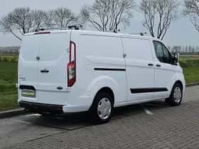 Ford Transit (2021) thumbnail 3