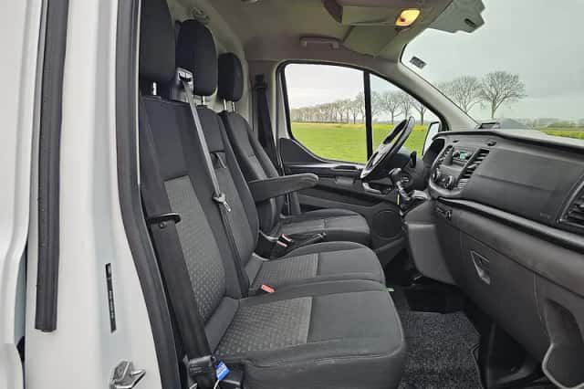 Ford Transit (2021) thumbnail 6