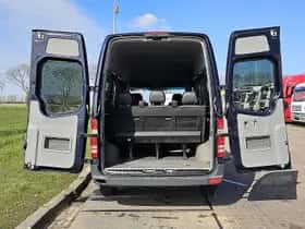 Mercedes-Benz Sprinter (2016) thumbnail 13