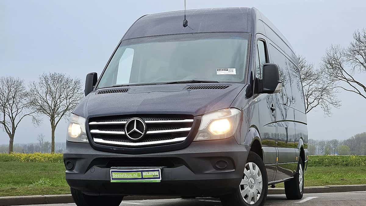 Mercedes-Benz Sprinter (2016) — foto 1
