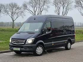 Mercedes-Benz Sprinter (2016) thumbnail 2