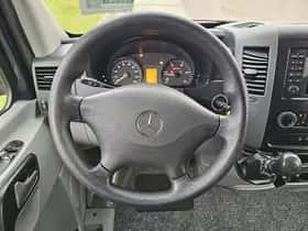Mercedes-Benz Sprinter (2016) thumbnail 10