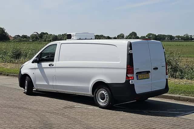 Mercedes-Benz Vito (2022) thumbnail 5