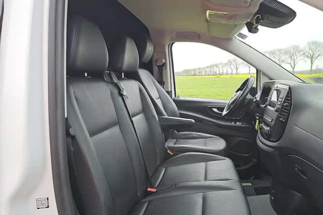 Mercedes-Benz Vito (2022) thumbnail 6