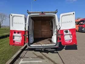 Mercedes-Benz Sprinter (2019) thumbnail 12