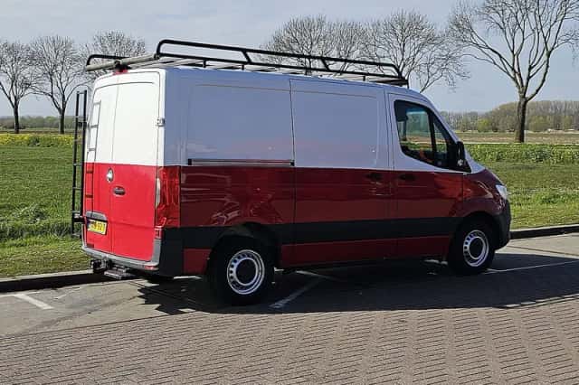 Mercedes-Benz Sprinter (2019) thumbnail 3