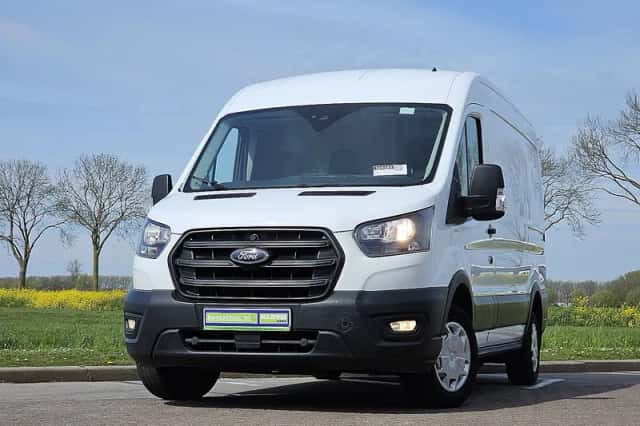 Ford Transit (2023) thumbnail 1