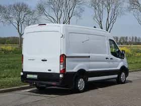 Ford Transit (2023) thumbnail 3