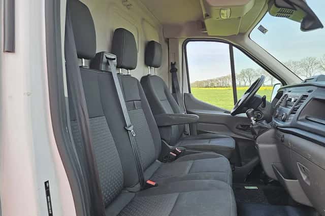 Ford Transit (2023) thumbnail 6