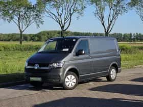 Volkswagen Transporter (2022) thumbnail 2
