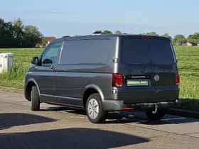 Volkswagen Transporter (2022) thumbnail 5