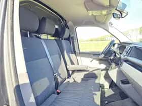 Volkswagen Transporter (2022) thumbnail 6