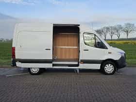 Mercedes-Benz Sprinter (2023) thumbnail 14