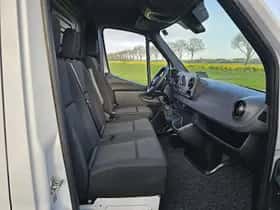 Mercedes-Benz Sprinter (2023) thumbnail 6