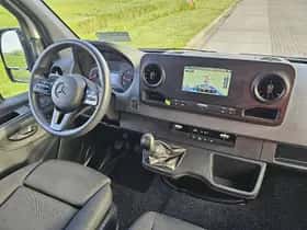 Mercedes-Benz Sprinter (2023) thumbnail 7