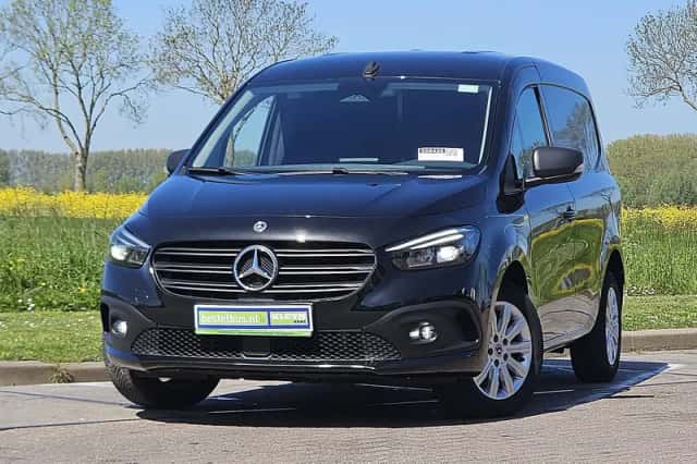 Mercedes-Benz Citan (2022) thumbnail 1