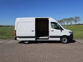 Mercedes-Benz Sprinter (2022) thumbnail 11